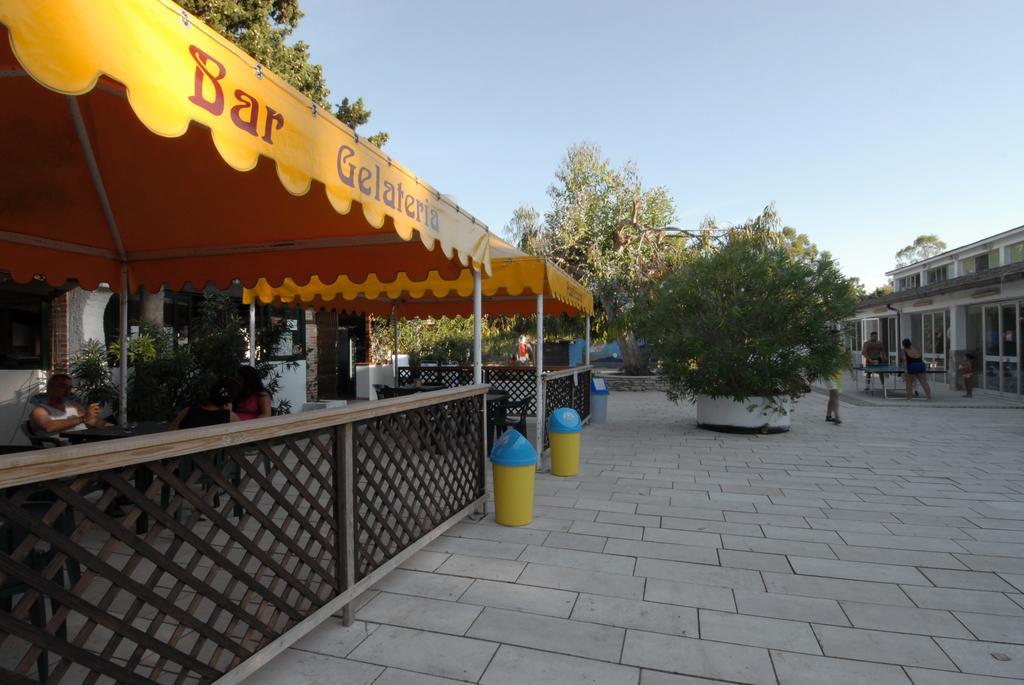 פוצ'ה ואראנו Villaggio Camping Uria מראה חיצוני תמונה