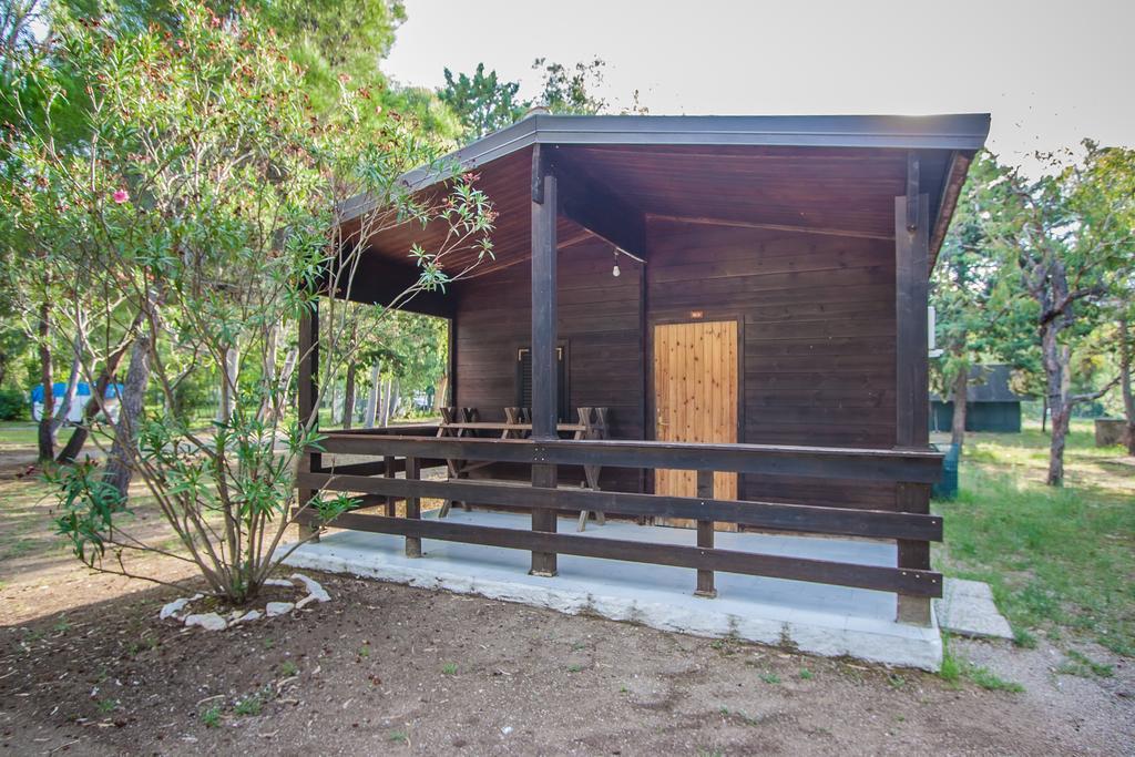 פוצ'ה ואראנו Villaggio Camping Uria מראה חיצוני תמונה