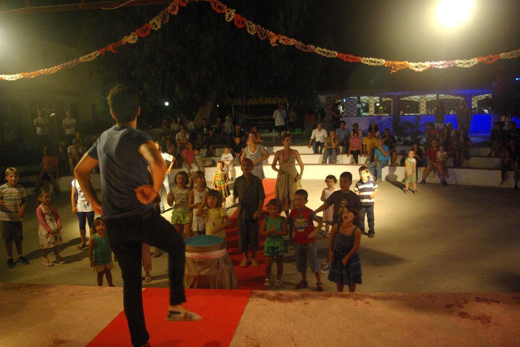 פוצ'ה ואראנו Villaggio Camping Uria מראה חיצוני תמונה